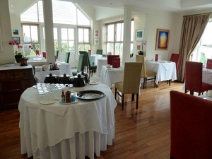 The breakfast room